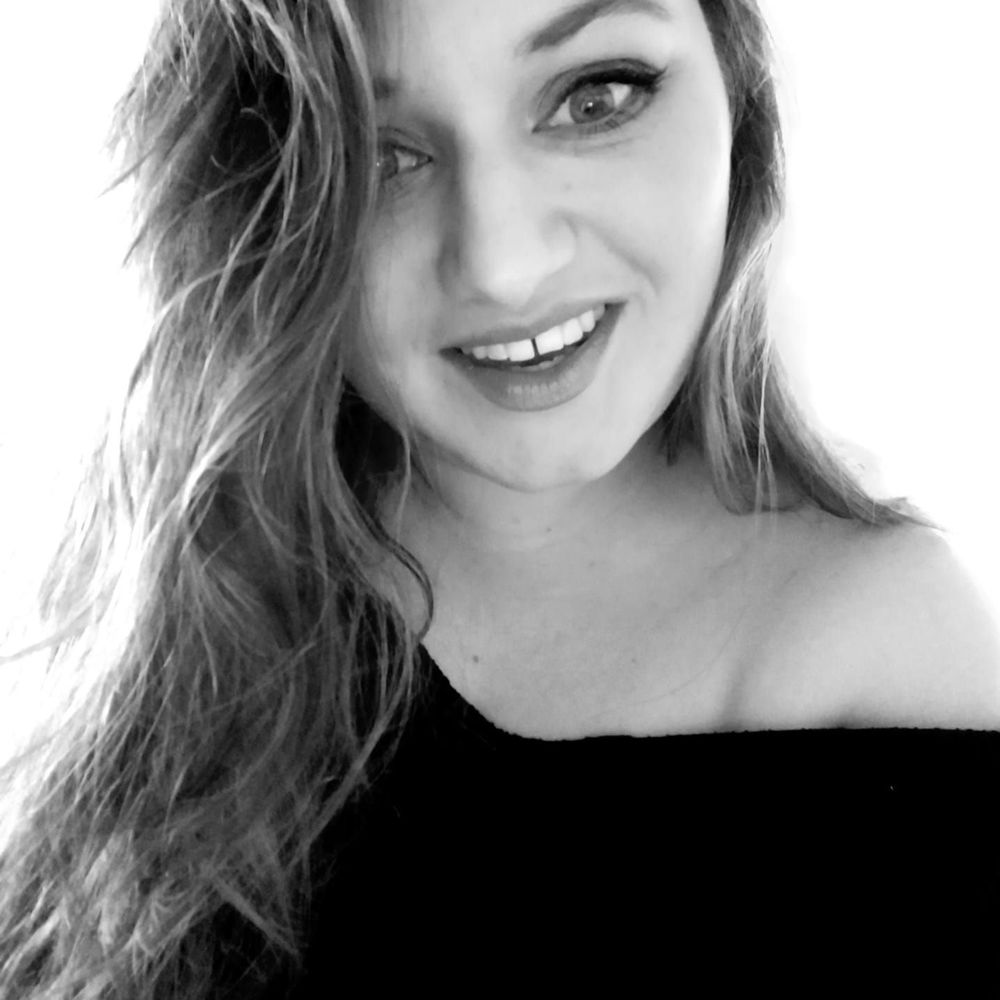 Meet your Posher, Julianne